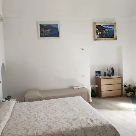 Lucy'S House - Comfortable Apartment In Amalfi Exterior photo